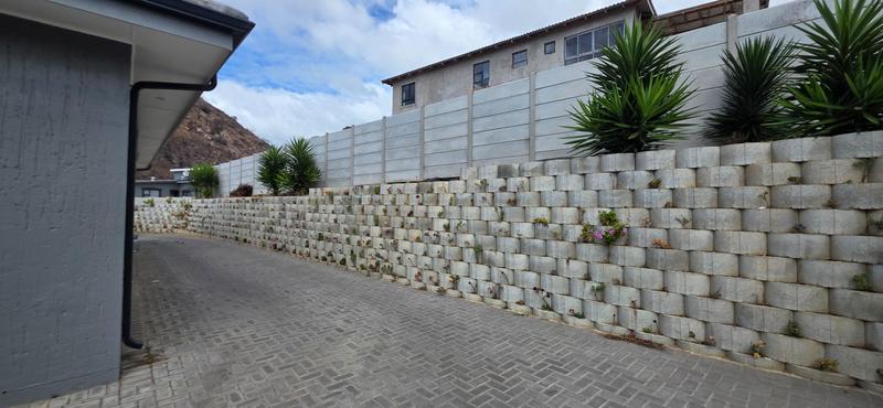 4 Bedroom Property for Sale in Island View Western Cape